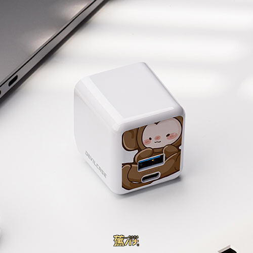 聯名正版授權 Bana 蕉バナ 氮化鎵超急速PD充電器 猴子翹屁屁